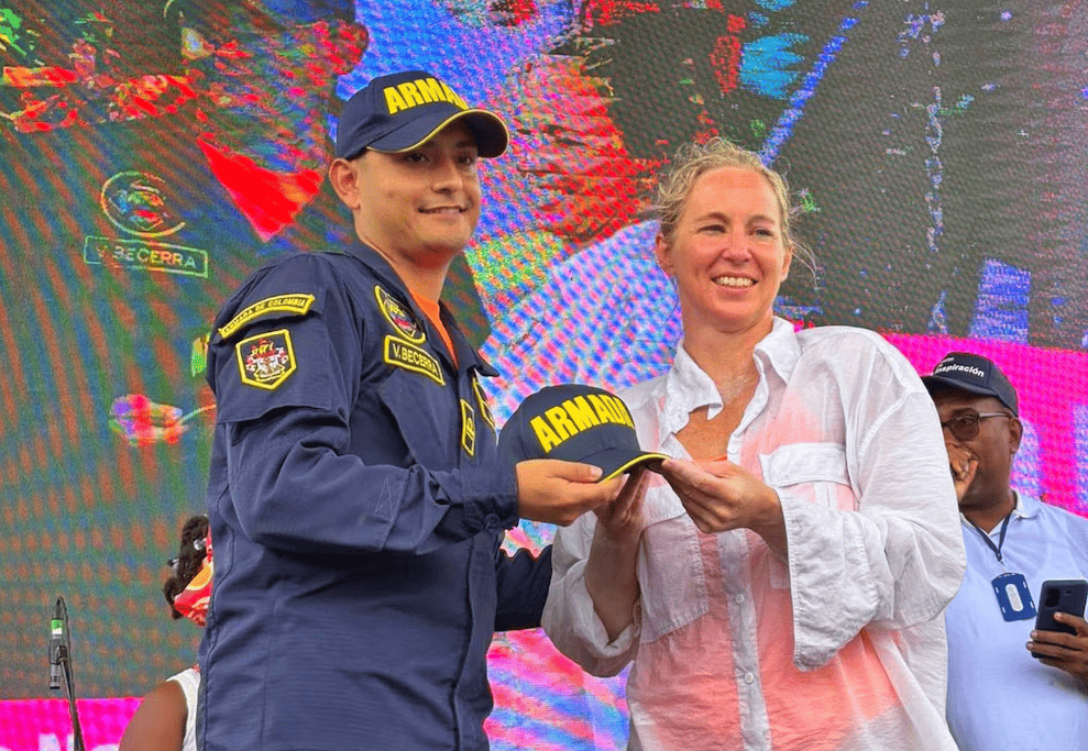 Eva Buzo, nadadora internacional