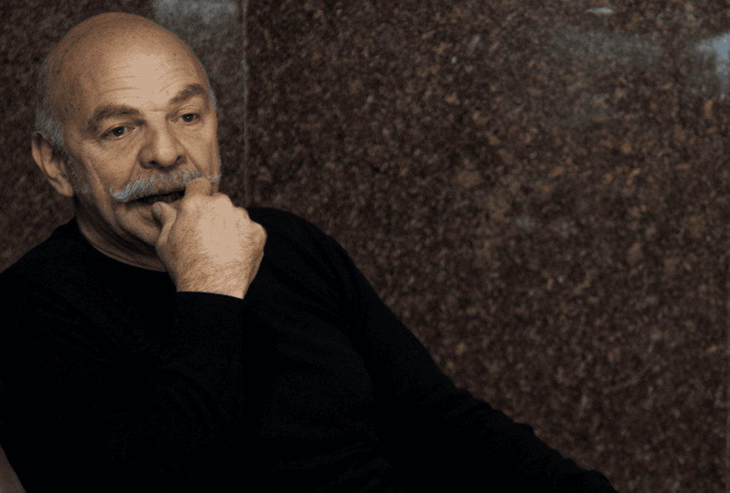 Cada día morimos un poco, el escritor Martín Caparrós