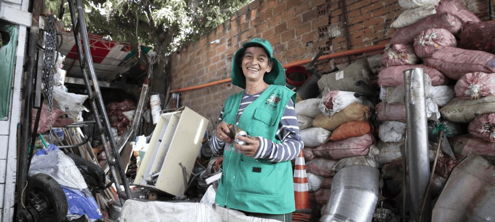 Millares de colombianos dependen del reciclaje.